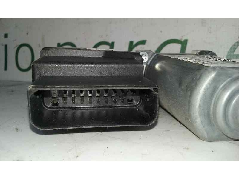 Recambio de motor elevalunas trasero derecho para seat leon (1m1) sport referencia OEM IAM 1C0959812A 18 PINS ELECTRICO