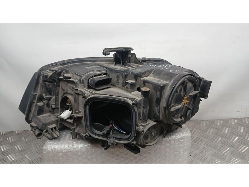 Recambio de faro derecho para audi a4 ber. (b8) básico referencia OEM IAM 8K0941030AJ PATAS ROTAS 