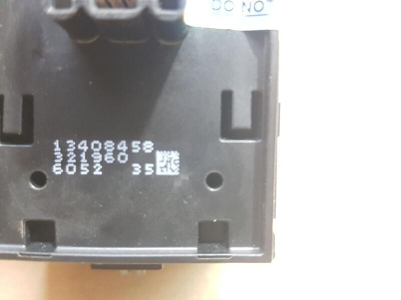 Recambio de mando elevalunas delantero izquierdo para opel astra k lim. 5türig selective referencia OEM IAM 13408458  C/ MANDO R