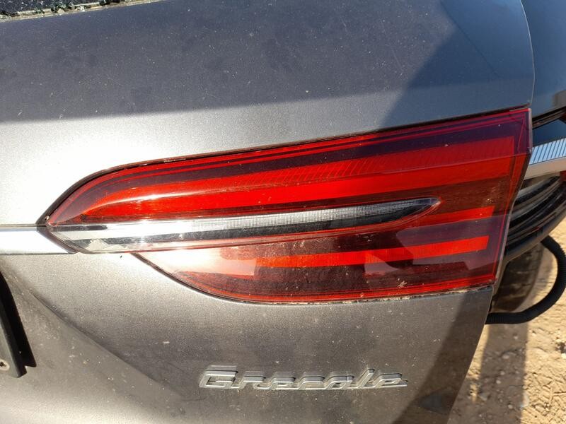 Recambio de piloto trasero derecho interior para maserati grecale modena mild hybrid q4 referencia OEM IAM   