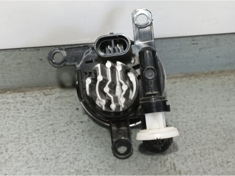 Recambio de faro antiniebla derecho para opel corsa f edition referencia OEM IAM 13497330 89251501 