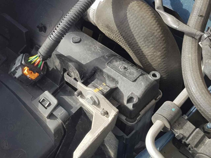 Recambio de intercooler para peugeot 308 allure referencia OEM IAM 9675627980  