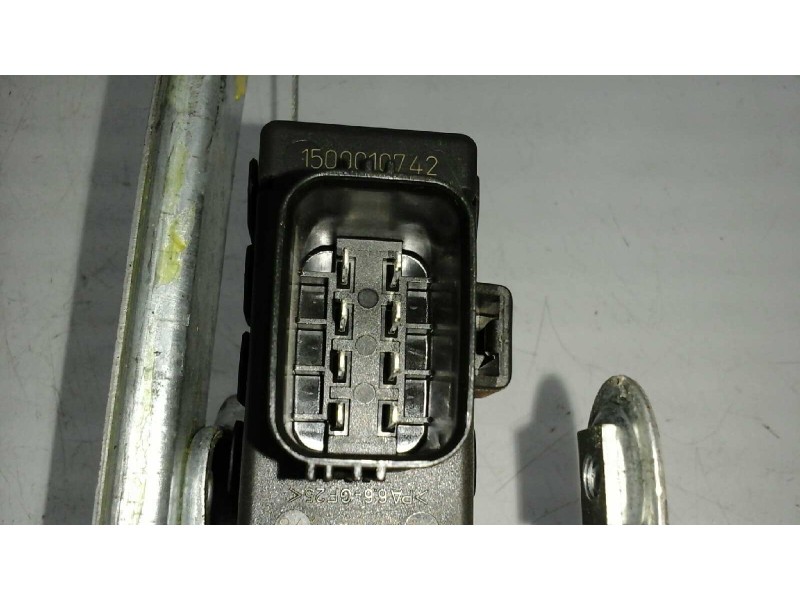 Recambio de elevalunas trasero derecho para ford mondeo berlina (ge) 2.0 tdci td cat referencia OEM IAM  8 PINS ELECTRICO