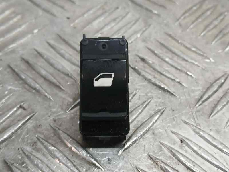 Recambio de mando elevalunas delantero derecho para peugeot 308 allure referencia OEM IAM 96762292ZD  