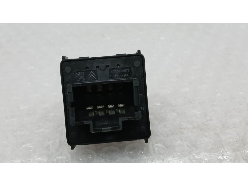 Recambio de mando elevalunas delantero izquierdo para peugeot 208 i (ca_, cc_) 1.4 hdi referencia OEM IAM 96664313ZD  