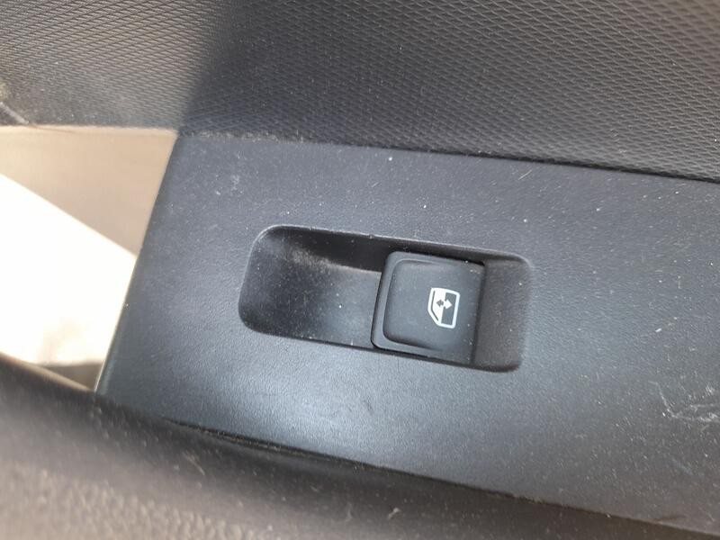 Recambio de mando elevalunas trasero derecho para skoda rapid spaceback (nh1) 1.2 tsi referencia OEM IAM 5JA959855WHS  