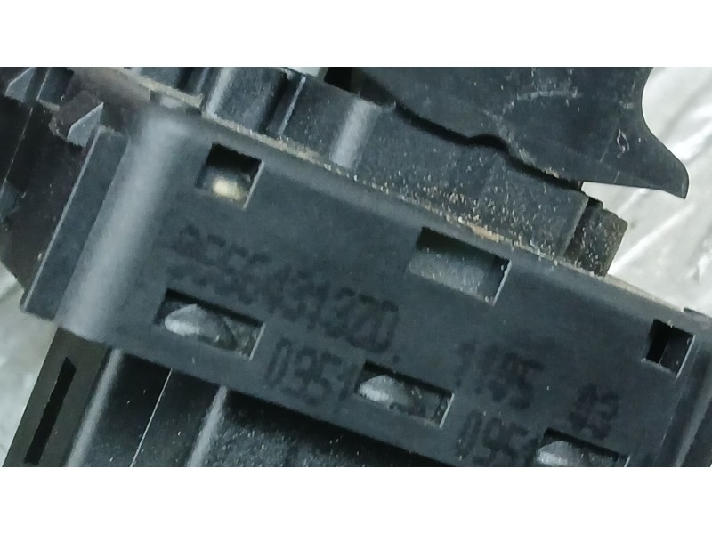 Recambio de mando elevalunas delantero izquierdo para peugeot 208 i (ca_, cc_) 1.4 hdi referencia OEM IAM 96664313ZD  