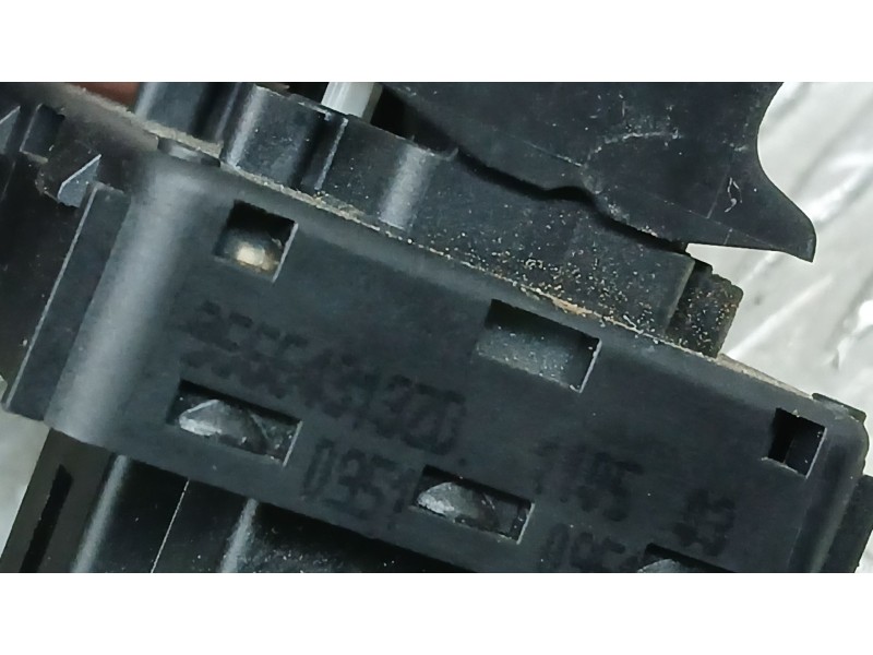 Recambio de mando elevalunas delantero izquierdo para peugeot 208 i (ca_, cc_) 1.4 hdi referencia OEM IAM 96664313ZD  