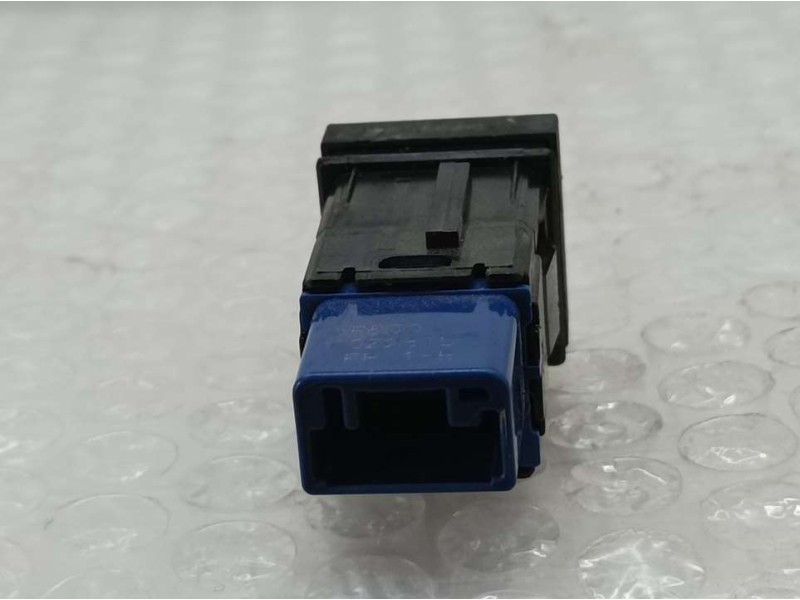 Recambio de interruptor para toyota land cruiser (j15) gx referencia OEM IAM F5000Z281D  