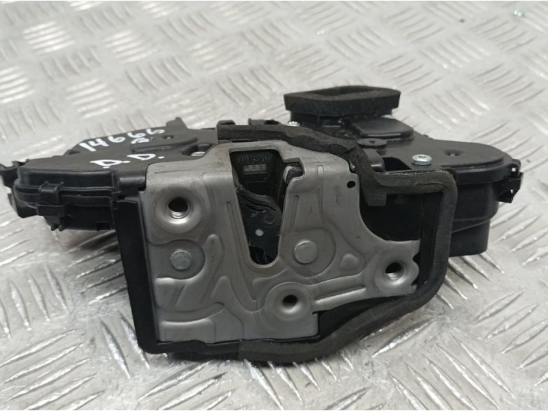 Recambio de cerradura puerta delantera derecha para skoda scala (nw) active referencia OEM IAM 10B837016B  ELECTRICO 5 PINS