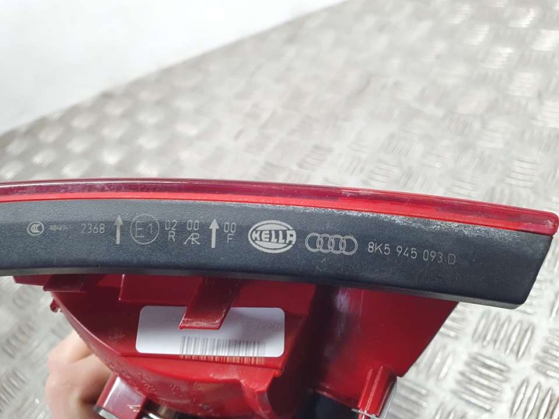 Recambio de piloto trasero izquierdo para audi a4 ber. (b8) básico referencia OEM IAM 8K5945093D HELLA INTERIOR