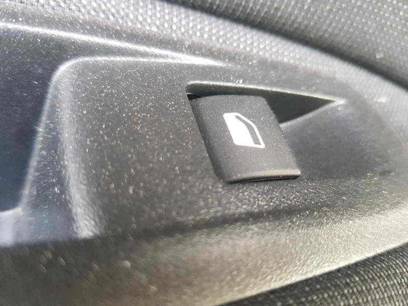 Recambio de mando elevalunas trasero izquierdo para peugeot 308 allure referencia OEM IAM 96762292ZD  