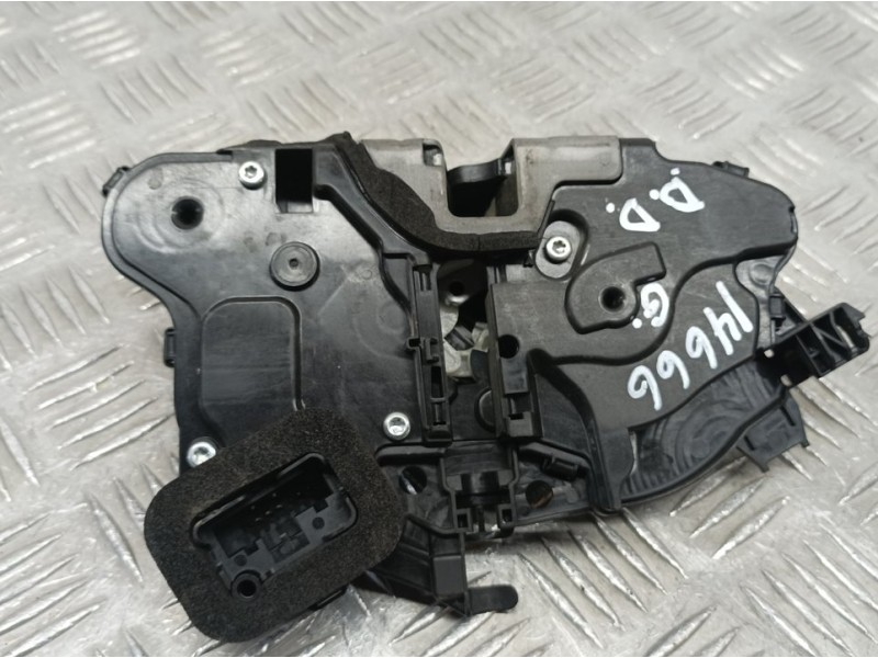 Recambio de cerradura puerta delantera derecha para skoda scala (nw) active referencia OEM IAM 10B837016B  ELECTRICO 5 PINS