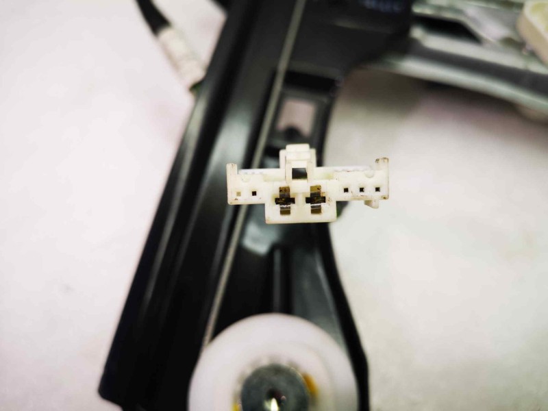 Recambio de elevalunas delantero derecho para mercedes-benz clase c (w203) berlina 200 compressor (203.045) referencia OEM IAM 2