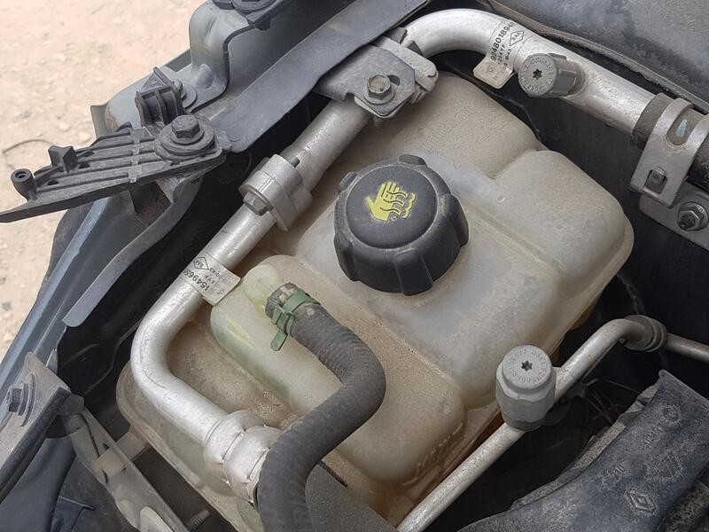 Recambio de deposito expansion para renault megane iv hatchback (b9a/m/n_) 1.5 dci 110 (b9a3) referencia OEM IAM 217102781R  