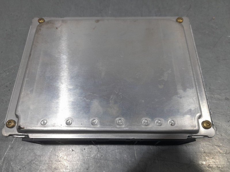 Recambio de centralita motor uce para bmw 3 (e46) 316 i referencia OEM IAM 7510863 0261204420 BOSCH