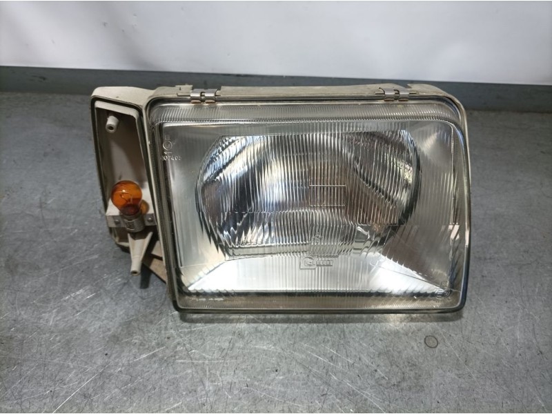 Recambio de faro derecho para seat marbella ce referencia OEM IAM 2701018  REGULACION ELECTRICO SIN PILOTO