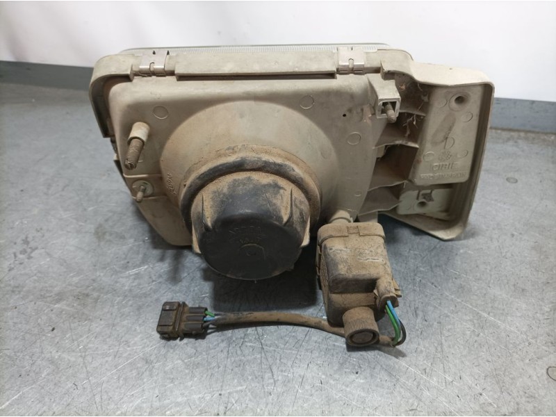 Recambio de faro derecho para seat marbella ce referencia OEM IAM 2701018  REGULACION ELECTRICO SIN PILOTO