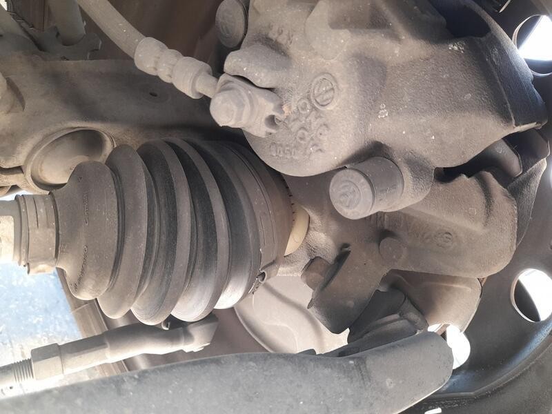 Recambio de mangueta delantera izquierda para skoda rapid spaceback (nh1) 1.2 tsi referencia OEM IAM 6C0407255A  