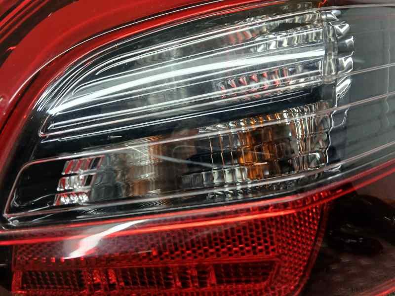 Recambio de piloto trasero derecho para peugeot 308 allure referencia OEM IAM 9823728580  EXTERIOR ROZADO