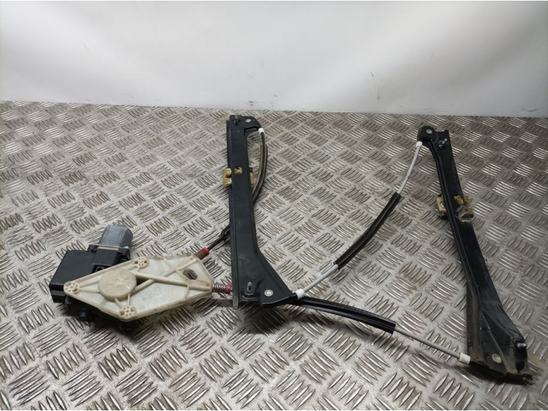 Recambio de elevalunas delantero izquierdo para volkswagen polo (6r1) advance referencia OEM IAM 6RA837461D  ELECTRICO