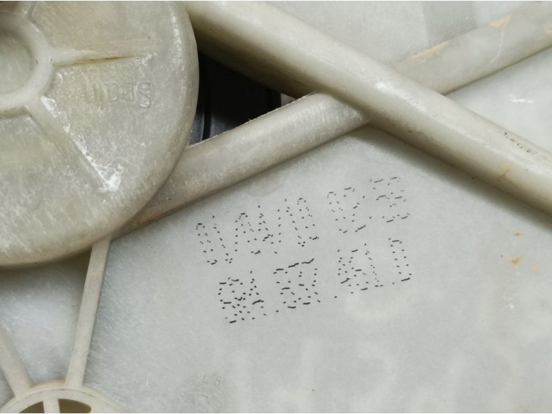 Recambio de elevalunas delantero izquierdo para volkswagen polo (6r1) advance referencia OEM IAM 6RA837461D  ELECTRICO