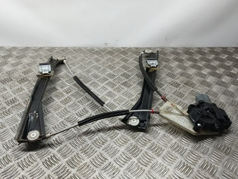 Recambio de elevalunas delantero izquierdo para volkswagen polo (6r1) advance referencia OEM IAM 6RA837461D  ELECTRICO