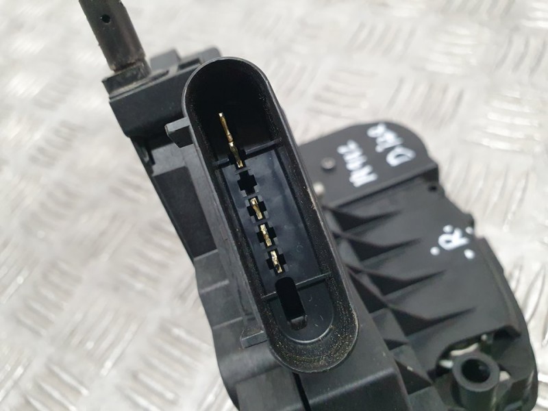 Recambio de cerradura puerta delantera izquierda para ford focus lim. (cb8) trend referencia OEM IAM BM5AA21813AG 921755106 5 PI