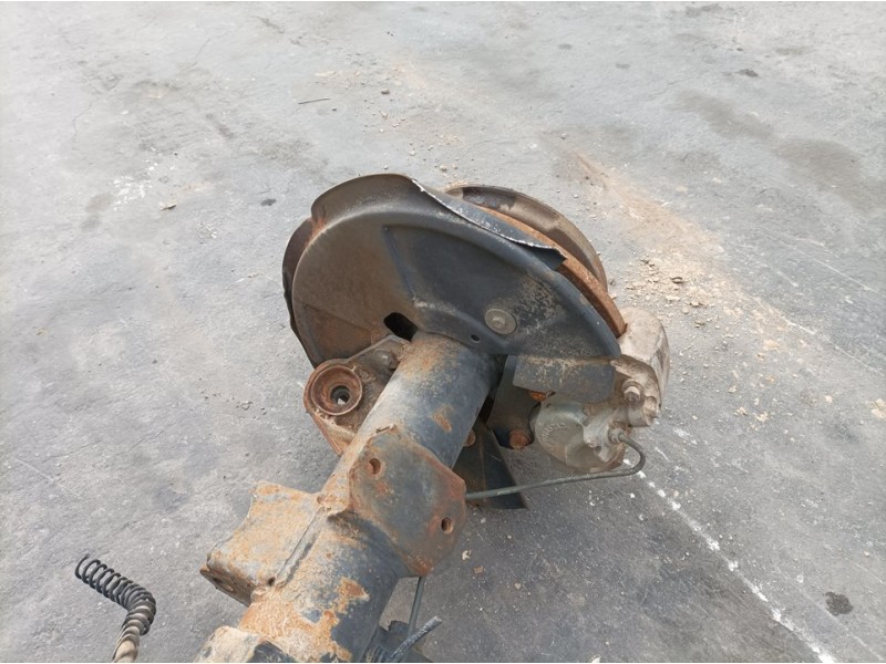 Recambio de puente trasero para land rover defender (ld) 2.5 td5 referencia OEM IAM C08HA004027 1000002558850 DISCO 5 TORN