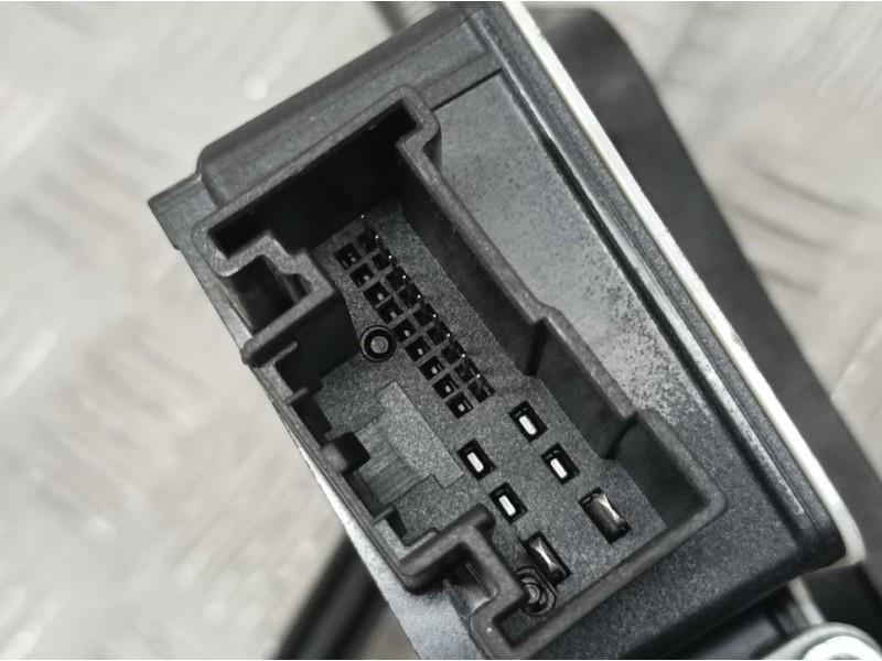 Recambio de elevalunas delantero izquierdo para skoda scala (nw) active referencia OEM IAM 654837461  ELECTRICO 11 PINS