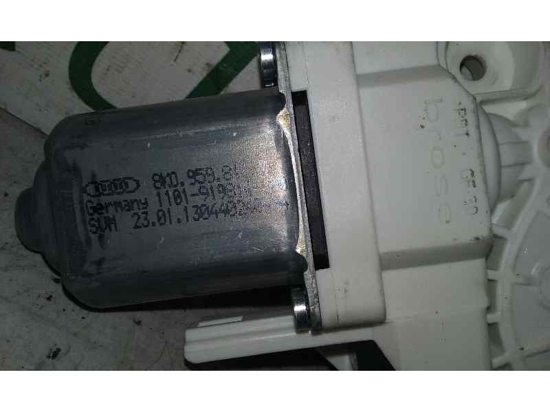 Recambio de motor elevalunas trasero izquierdo para audi q3 (8u) 2.0 tdi (103kw) advance referencia OEM IAM 1101919814200 8K0959