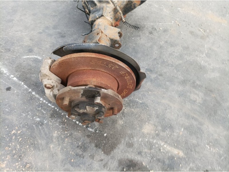 Recambio de puente trasero para land rover defender (ld) 2.5 td5 referencia OEM IAM C08HA004027 1000002558850 DISCO 5 TORN