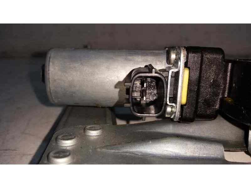 Recambio de elevalunas delantero izquierdo para dacia sandero ambiance referencia OEM IAM  2 PINS ELECTRICO