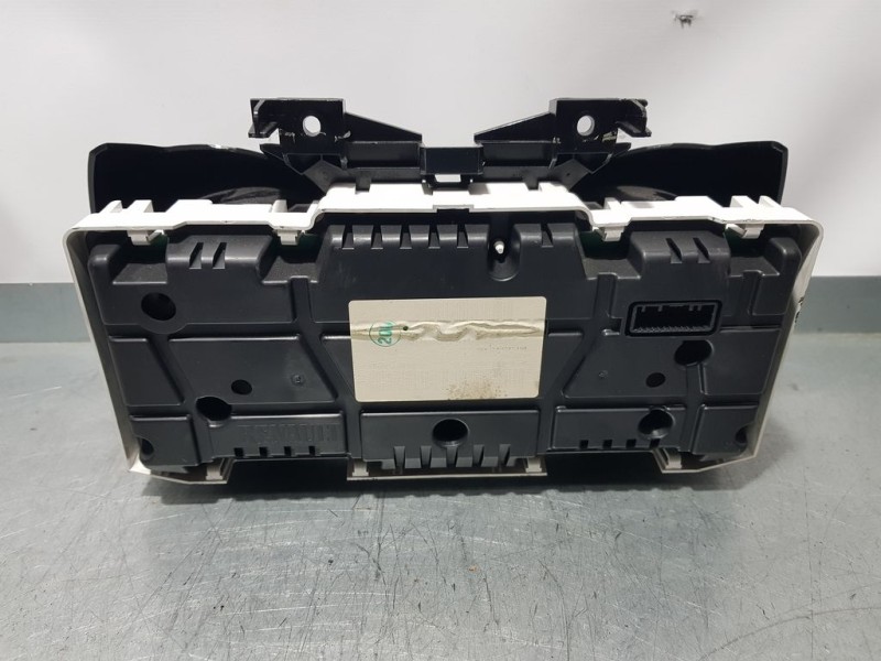 Recambio de cuadro instrumentos para renault clio iv limited referencia OEM IAM 248107748R  SIN REFERENCIAS