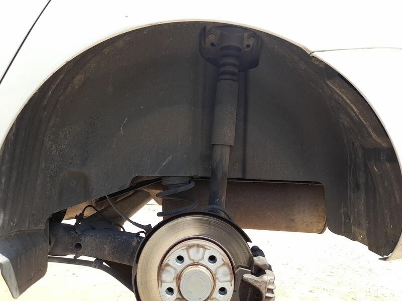 Recambio de plastico pase rueda tras. izq. para skoda rapid spaceback (nh1) 1.2 tsi referencia OEM IAM 5JJ810969B  