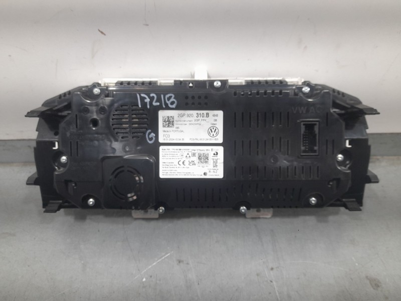 Recambio de cuadro instrumentos para volkswagen taigo (cs1) 1.0 tsi referencia OEM IAM 2GP920310B  