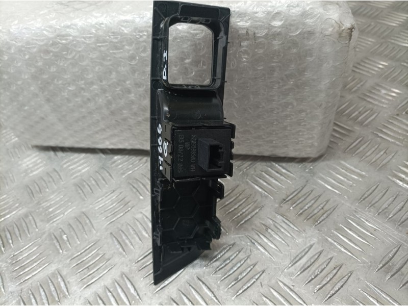 Recambio de mando elevalunas delantero izquierdo para skoda scala (nw) active referencia OEM IAM 5G0959858D  