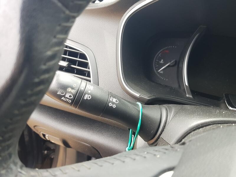 Recambio de mando luces y limpia para renault megane iv hatchback (b9a/m/n_) 1.5 dci 110 (b9a3) referencia OEM IAM 255674919R  