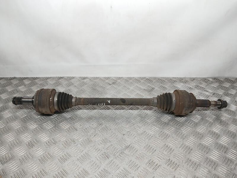 Recambio de transmision trasera derecha para lexus is200 (ds2/is2) 220d referencia OEM IAM 4233030160  