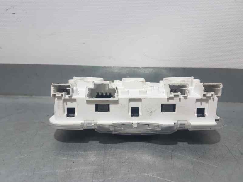 Recambio de luz interior para ds 4 style referencia OEM IAM   DELANTERO