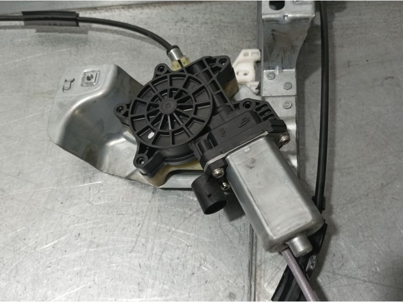 Recambio de elevalunas delantero izquierdo para renault kangoo profesional referencia OEM IAM 807213729R  ELECTRICO 2 PINES