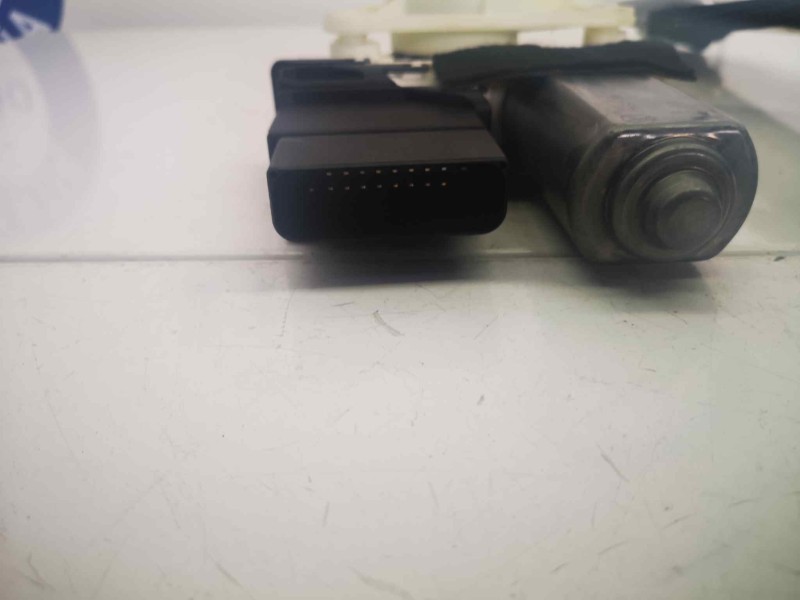 Recambio de elevalunas trasero izquierdo para seat altea (5p1) arena referencia OEM IAM 5P0839401  18 PINS