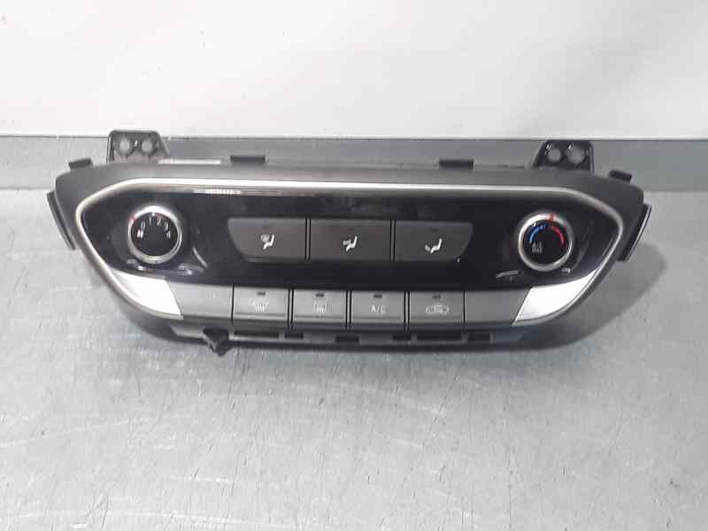 Recambio de mando climatizador para hyundai i30 (pd) klass referencia OEM IAM 97250G4000  