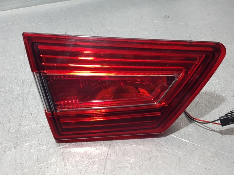 Recambio de piloto trasero izquierdo para renault clio iv limited referencia OEM IAM 265552424R  INTERIOR