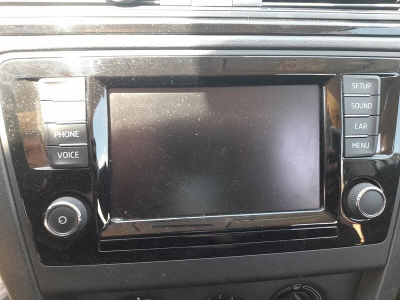 Recambio de sistema navegacion gps para skoda rapid spaceback (nh1) 1.2 tsi referencia OEM IAM 5JA919604B  