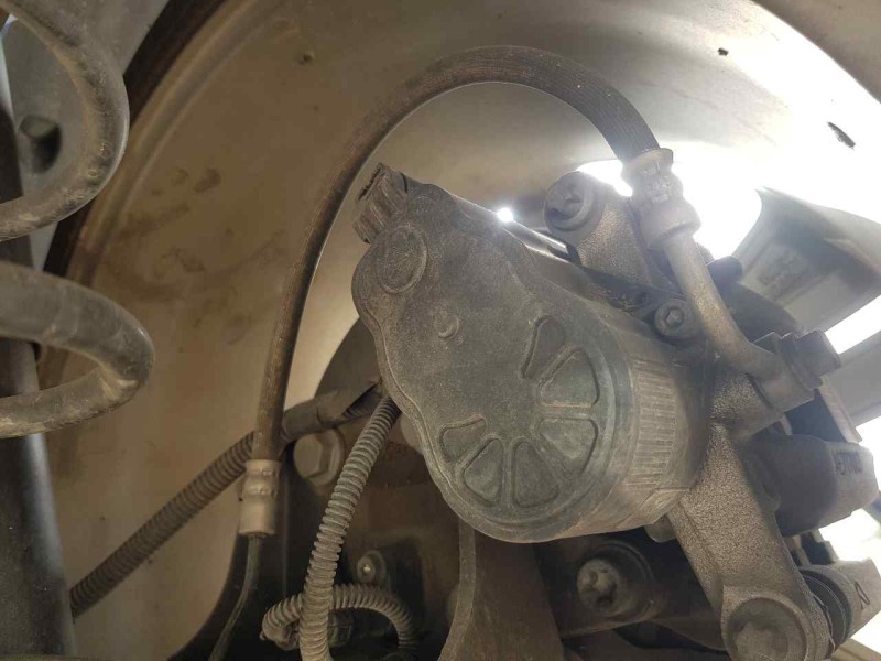 Recambio de pinza freno trasera derecha para peugeot 308 allure referencia OEM IAM 1608998980  ELECTRICA