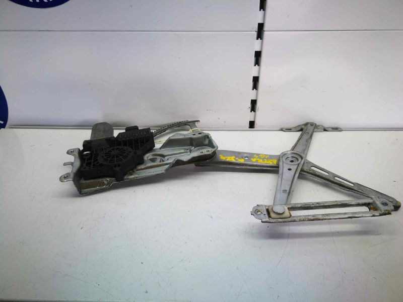 Recambio de elevalunas delantero izquierdo para opel astra g berlina 2.0 16v di cat (x 20 dtl / ld3) referencia OEM IAM 90521881