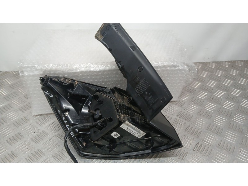 Recambio de piloto trasero derecho exterior para peugeot 3008 gt line referencia OEM IAM 9836231180 LED 82140201