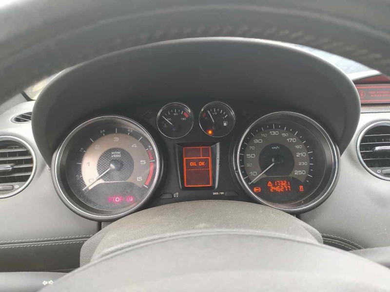 Recambio de cuadro instrumentos para peugeot rcz basis referencia OEM IAM 554001557300  