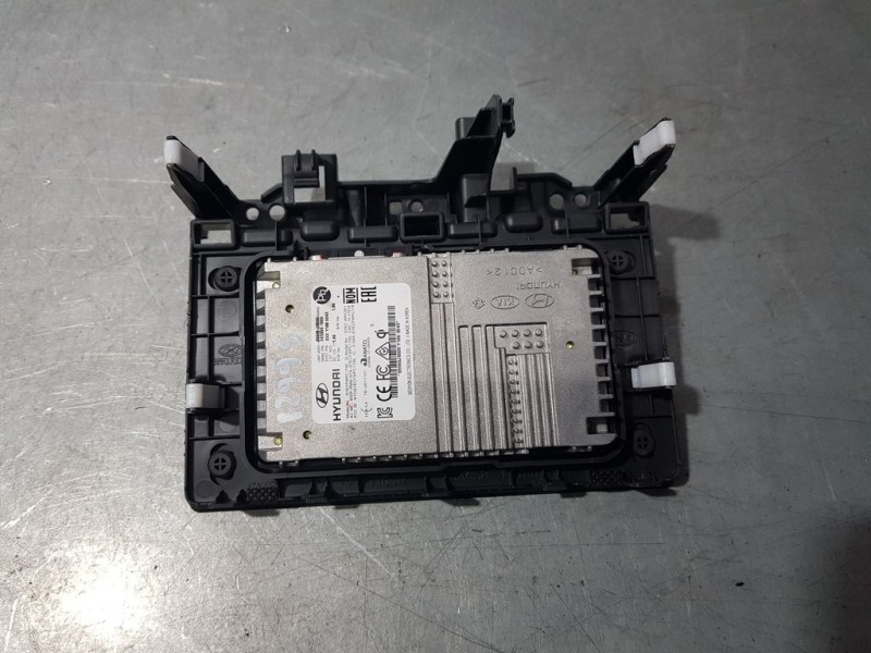 Recambio de cargador inductivo para hyundai kona pure referencia OEM IAM 95560J9000 3K5B301000 SEOYON CARGADOR TELEFONO